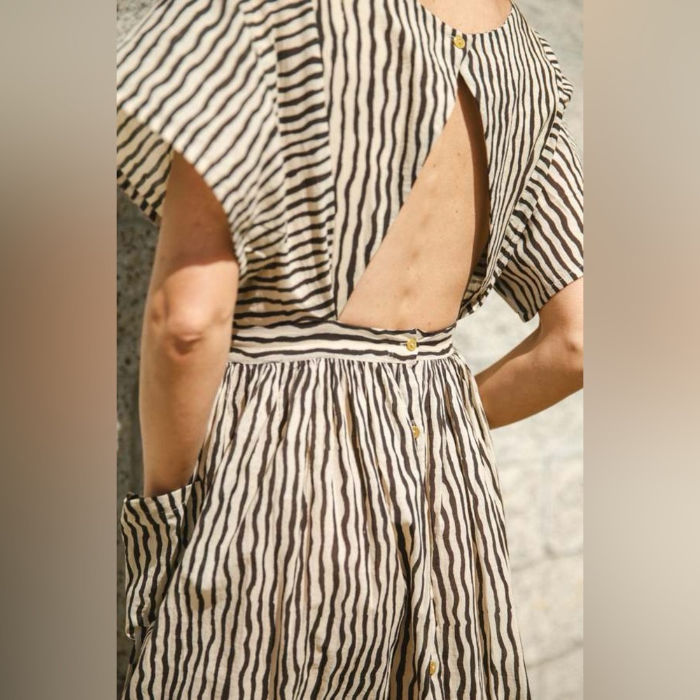 World of crow desert open back dress size small - Picture 3 of 6